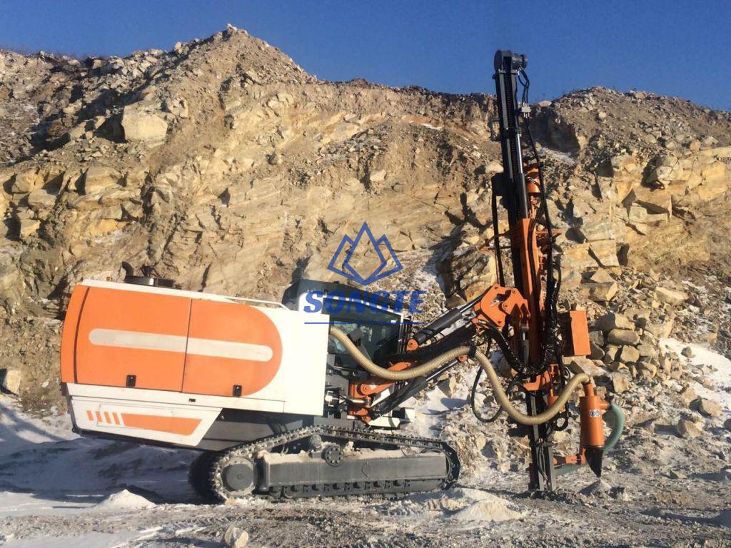 SDA-44 Automatic Integrated DTH Drilling Rig With Air Compressor ...